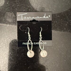 Taramanda Silver and Pearl Elegant Loop Earrings
